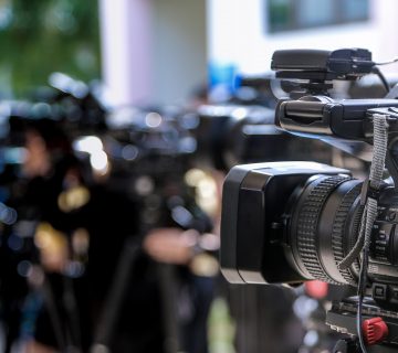 organizar una rueda de prensa